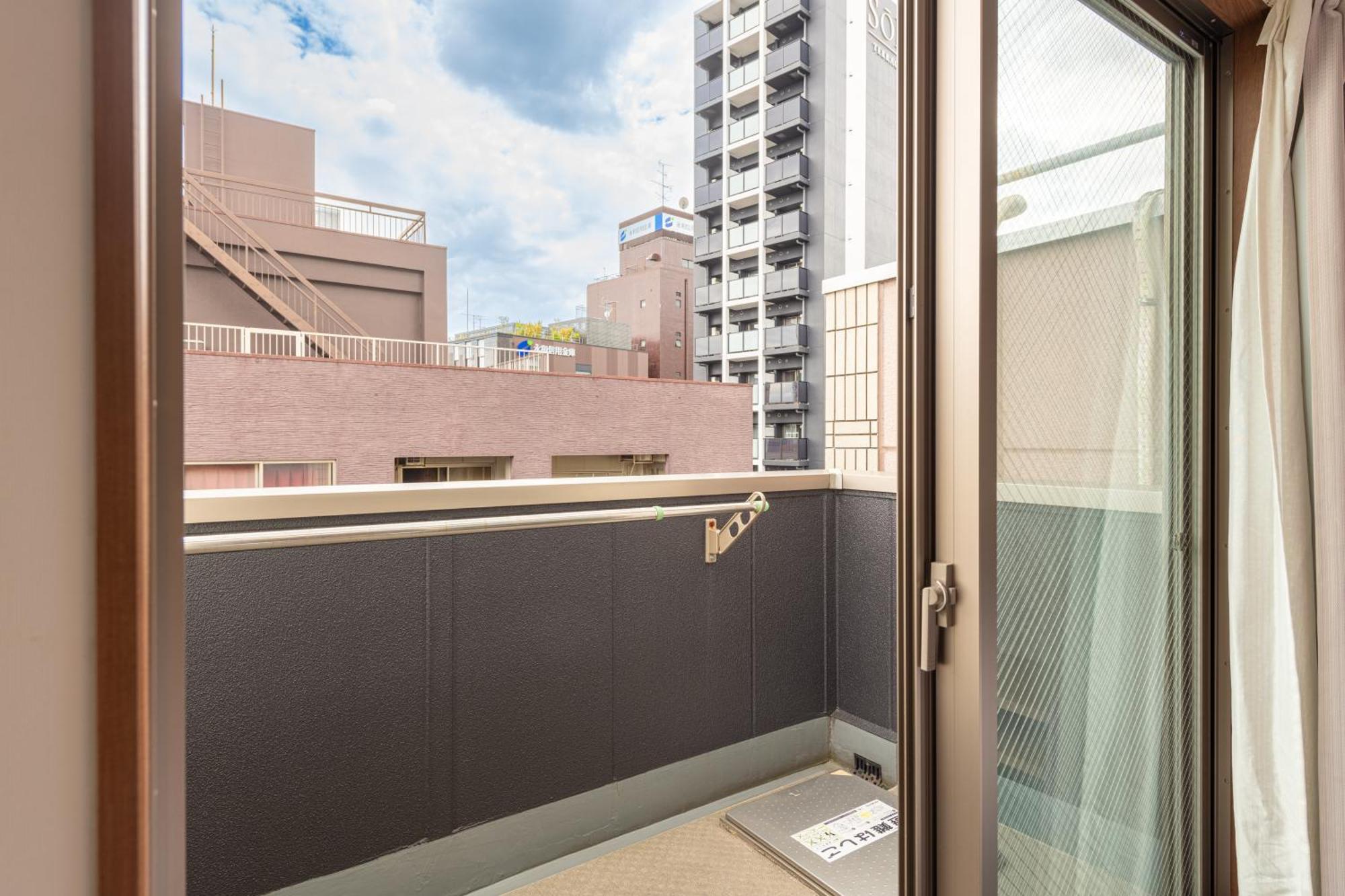 Komachi Hotel Nipponbashi Осака Екстер'єр фото