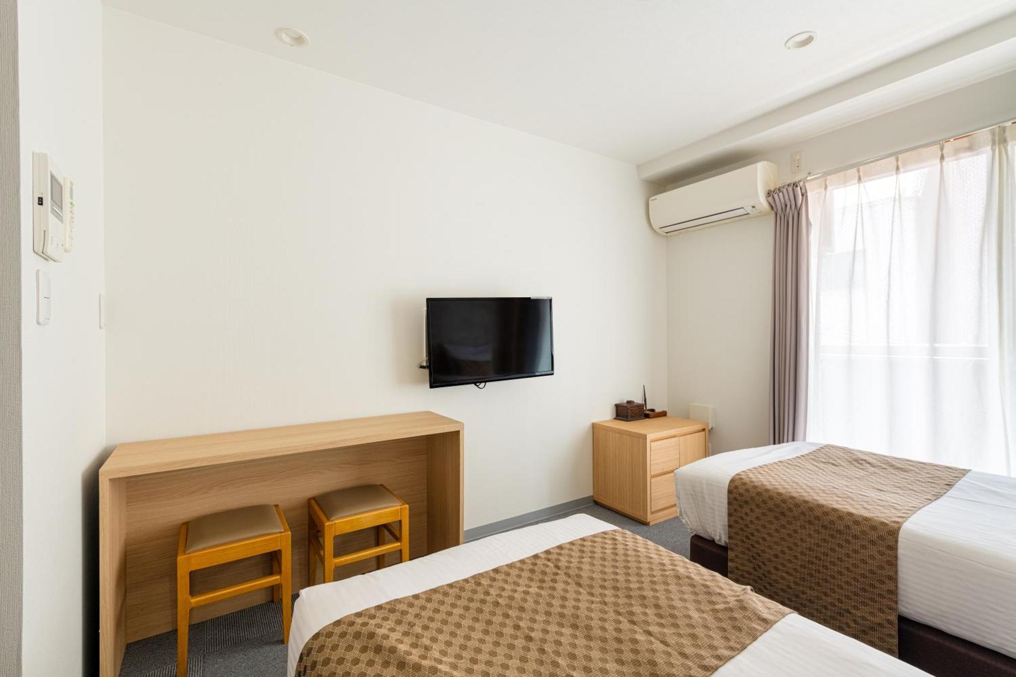 Komachi Hotel Nipponbashi Осака Номер фото